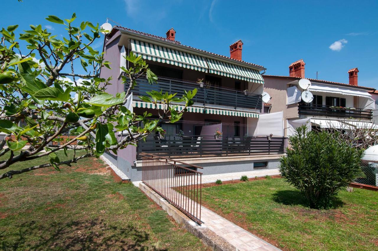 Apartments Kajfes Fažana Eksteriør bilde