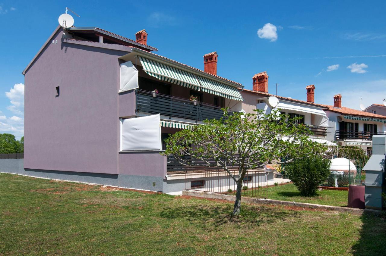 Apartments Kajfes Fažana Eksteriør bilde